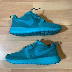 Nike Roshe Run Hyperfuse ‘Tribe Green’